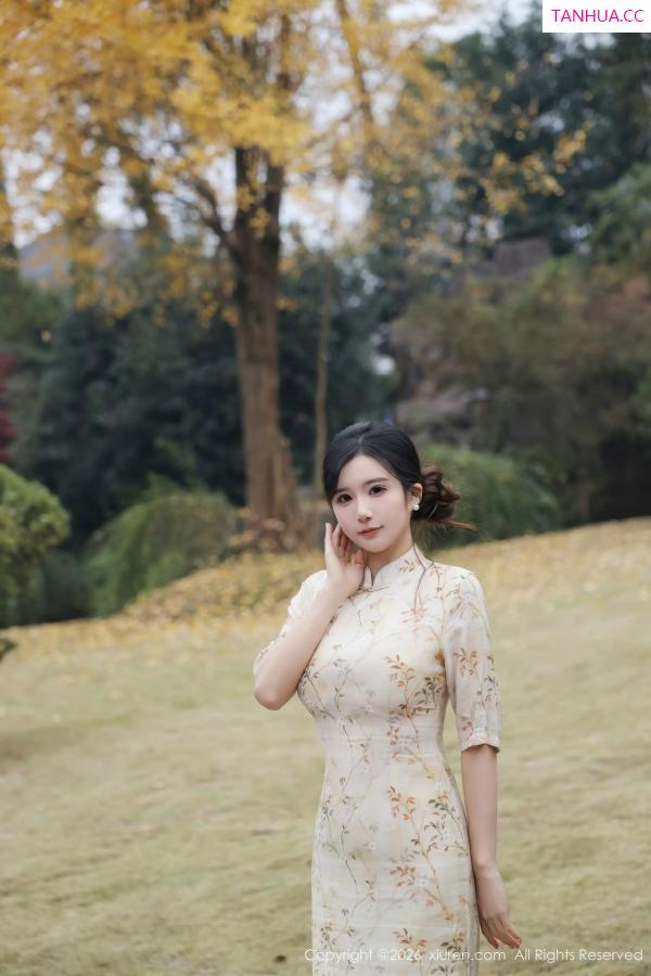   [XiuRen]高清写真图 2026.01.09 No.11214 小肉肉咪 黄色蕾丝内衣第10张图片